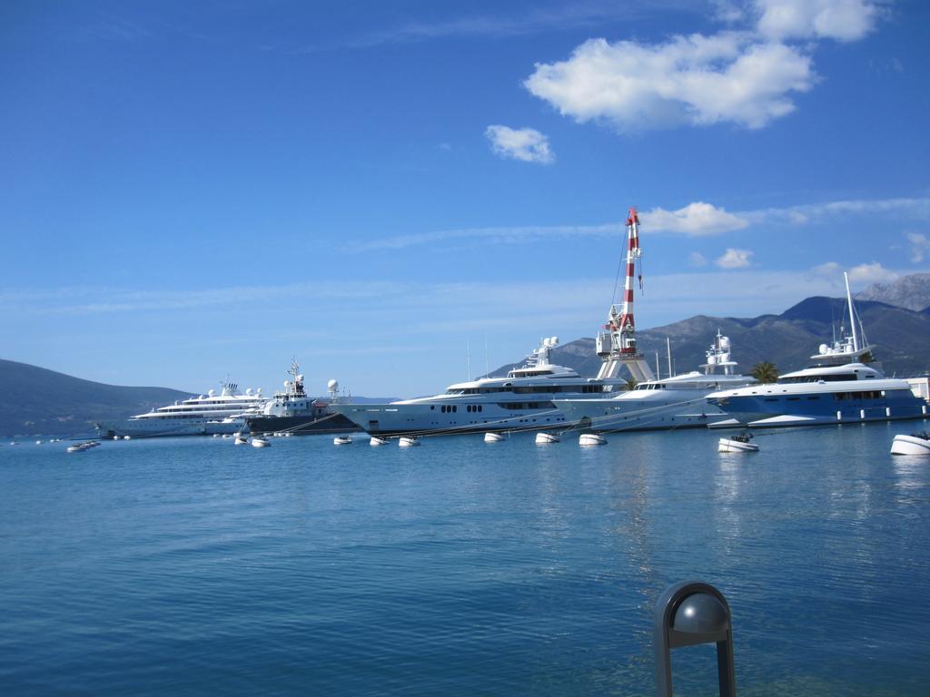 Apartments City Center Tivat Zewnętrze zdjęcie